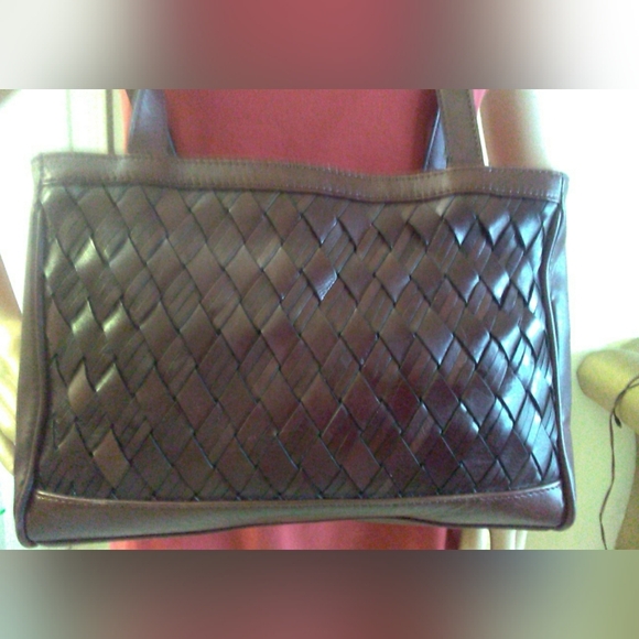 BROWN LEATHER SHOULDER BAG BY CARLO D'SANTI BRAIDED ZIPPER CLOSURE - Picture 6 of 9
